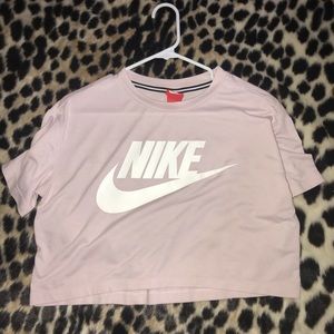 nike cropped top